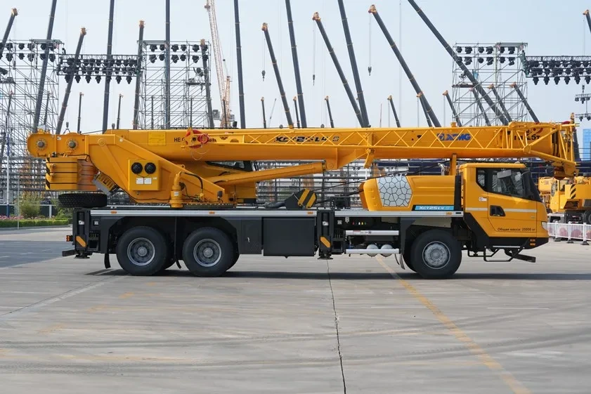 Автокран XCMG XCT25L4-S